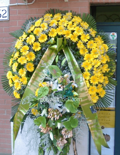 Corona funebre gerbere ed anturium.