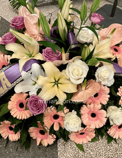 Cuscino fiori misti decorativo